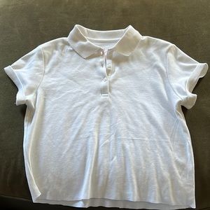 Cropped white polo shirt